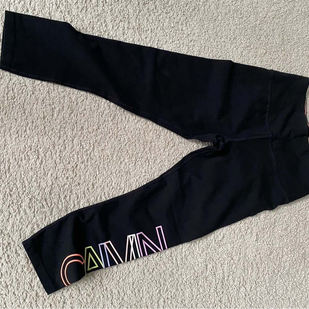 Calvin Klein medium to high waisted cropped leggings